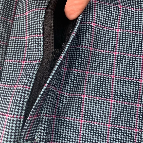 Betabrand Plaid‎ Dress Yoga Pants - Picture 5 of 7